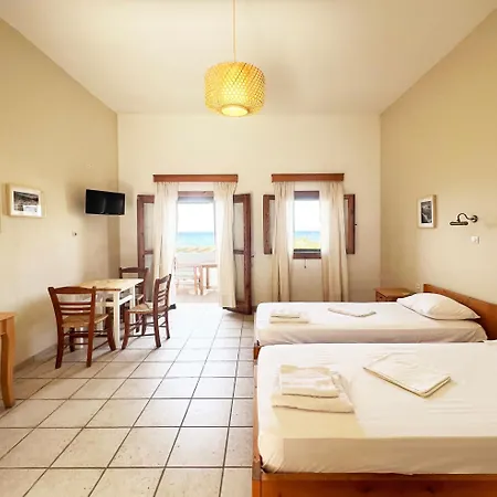 Three Brothers Apartahotel 3*