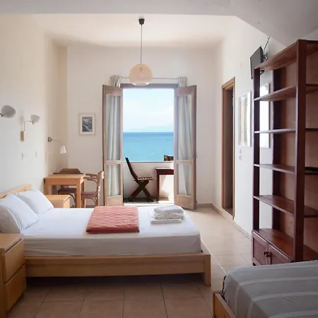Hotel apartamentowy Three Brothers