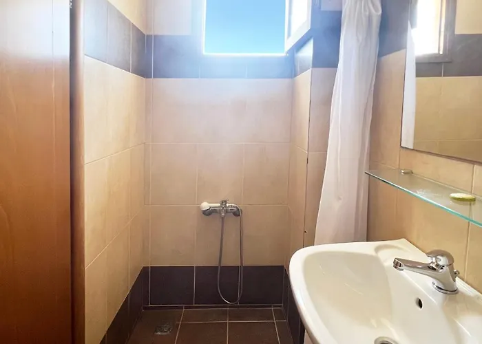 Three Brothers Apart-hotel Mandrákion