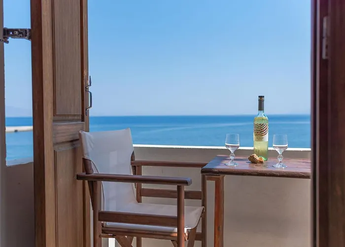 Three Brothers Apartahotel